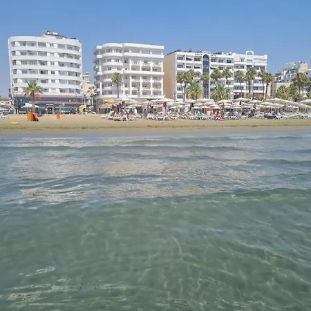 Alex 32 * Larnaca